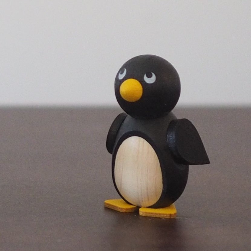 Weihnachtsmann Collectibles - Frankie the Penguin (Single)